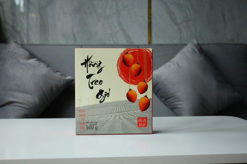 HỘP CARTON HỒNG TREO GIÓ